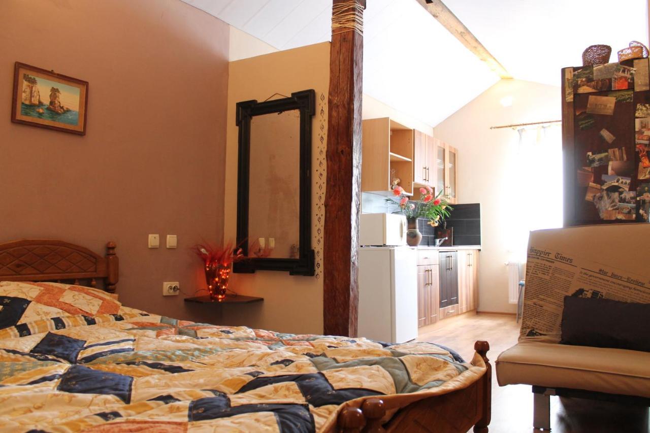 Hotel Calipso Kharkov Ngoại thất bức ảnh